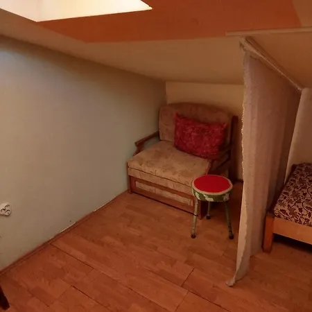 Just A אכסניה *