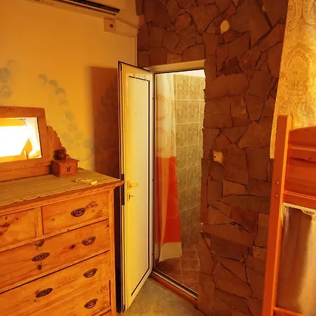 Vandrerhjem Just A *